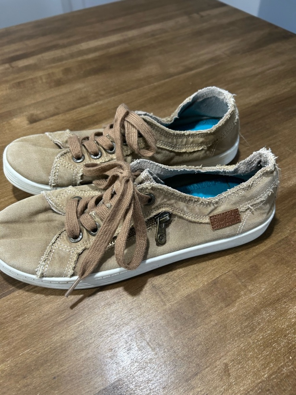 Blowfish Tan Canvas Low-Top Sneakers